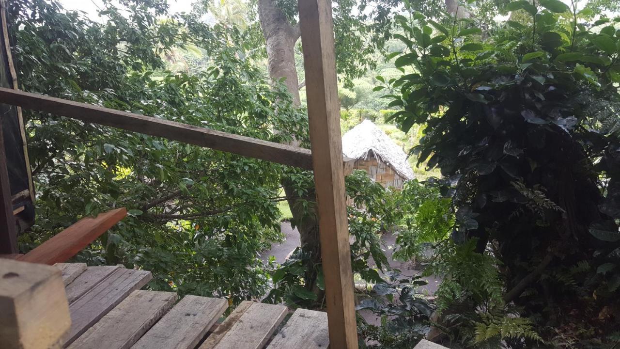 Castle Tree House And Bungalow White Sands Buitenkant foto